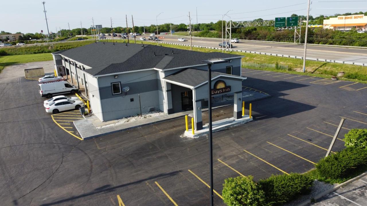 Days Inn By Wyndham Indianapolis East Post Road Eksteriør billede