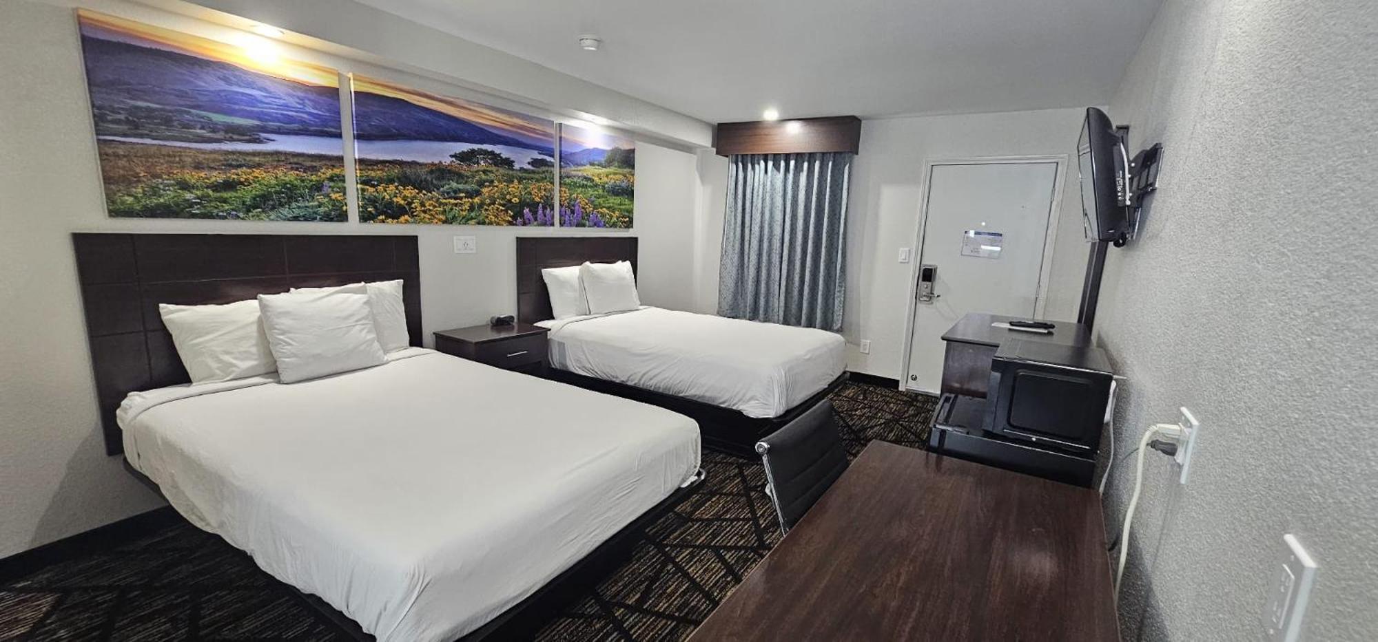 Days Inn By Wyndham Indianapolis East Post Road Eksteriør billede